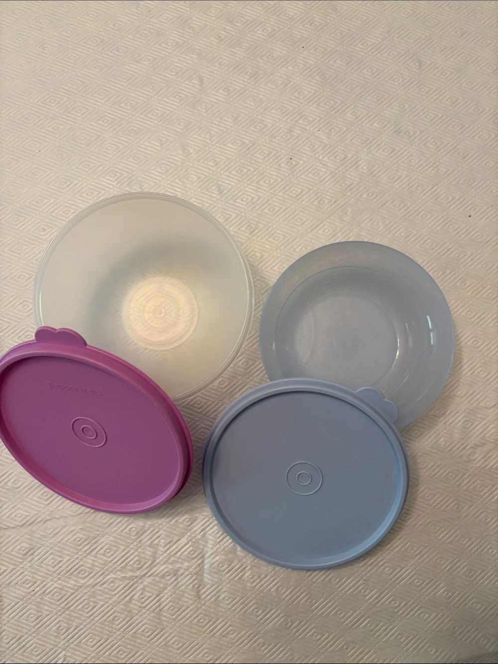 NEW LISTING Tupperware Assorted Food Storage Containers for lunches
